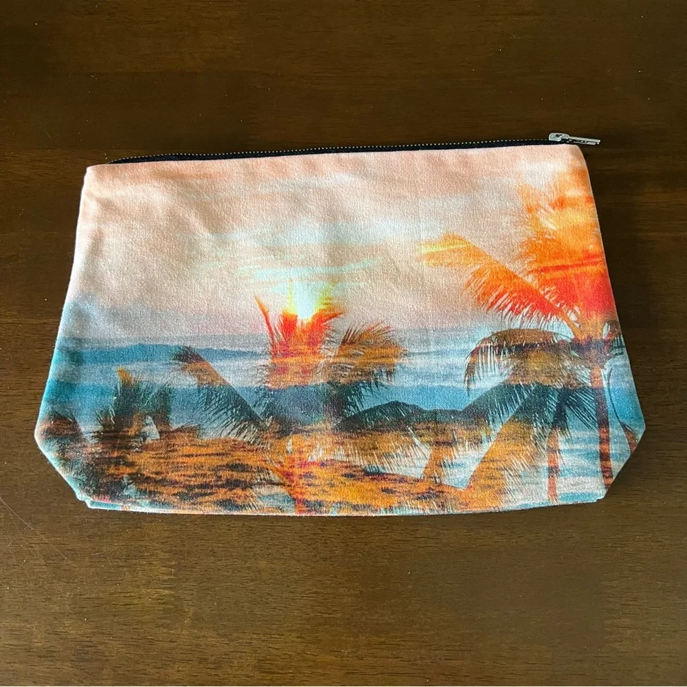 Samudra x Brooklyn Hawaii Pouch - Picture 2 of 4